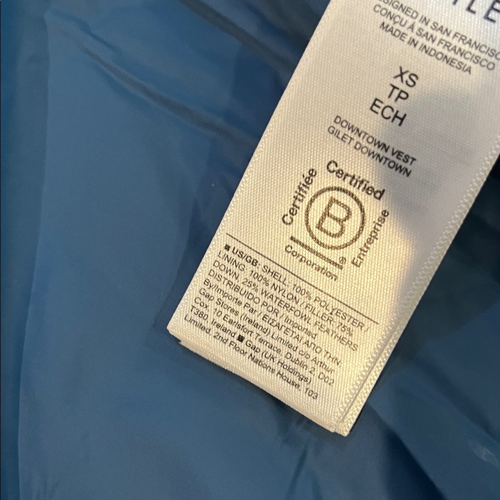 Athleta Dark Aqua Puffer Vest - Picture 10 of 10